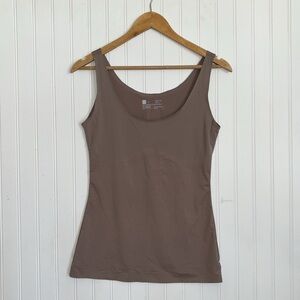 Hema Women’s seamless shaper tank size Large